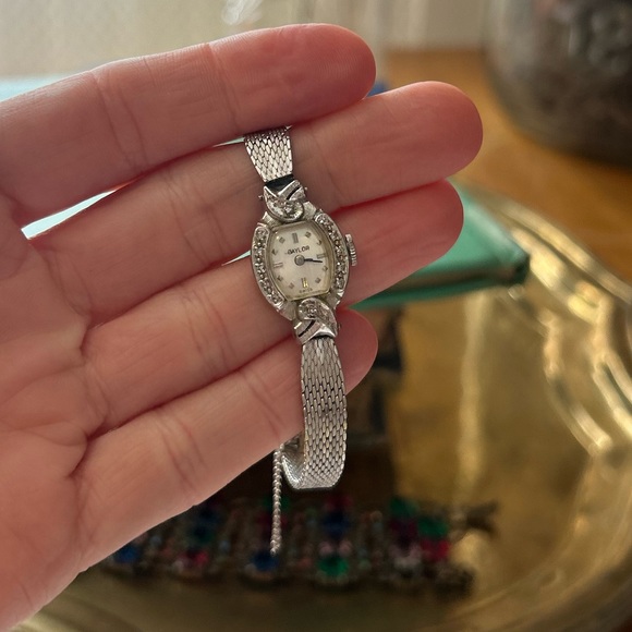 Baylor Jewelry - Antique Dainty Deco Watch